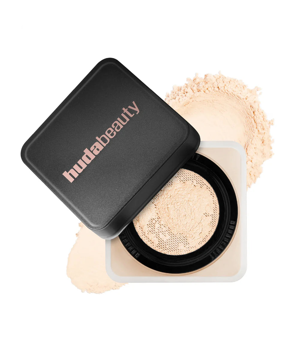 Hudabeauty EASY BAKE LOOSE BAKING & SETTING POWDER - Pound cake